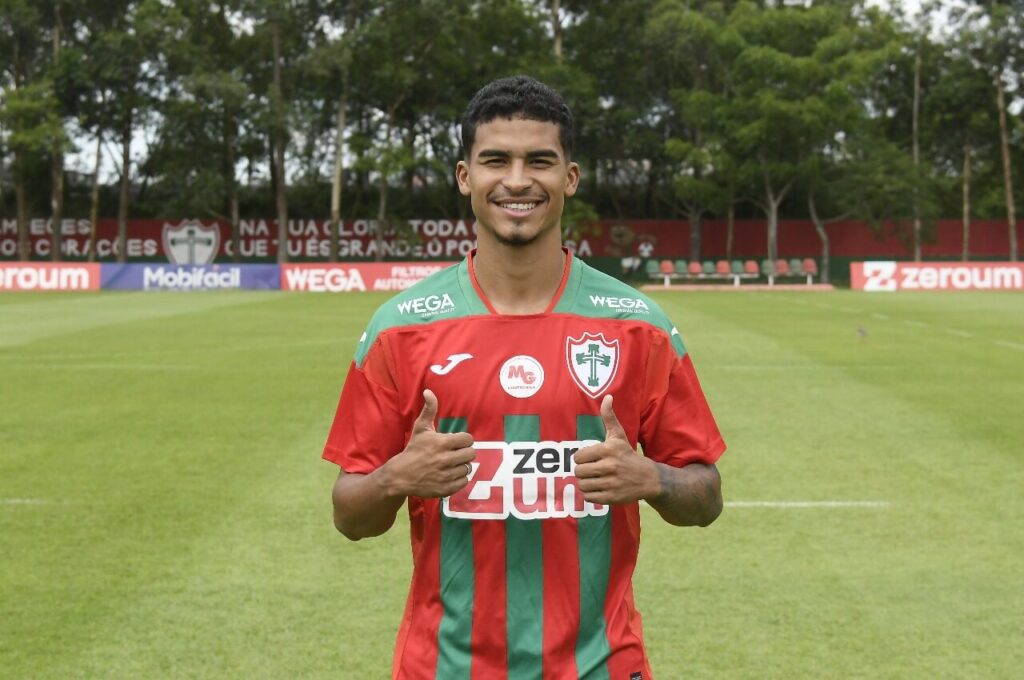 Renê atacante da Portuguesa em 2026 alvo do Corinthians